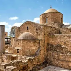 Pafos: miasto na Cyprze, gdzie nauczał św. Paweł i jego historia
