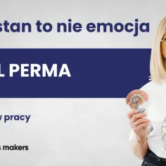 Kobieta z modelem mózgu, symbolizującym psychologię pozytywną i model PERMA. Napis "Dobrostan to nie emocja".